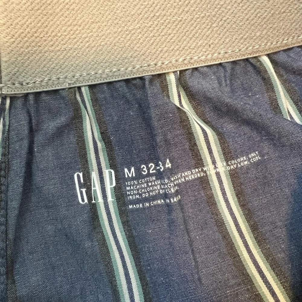 NWT Gap boxer Size M